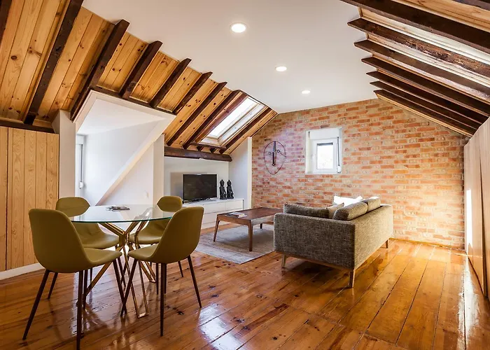 Bairrus Lisbon Apartments - Principe Real/Brick