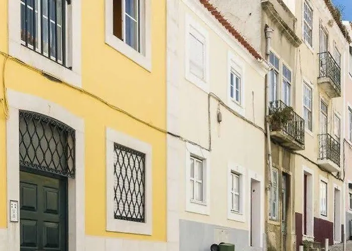 Lisbon Apartments Near River