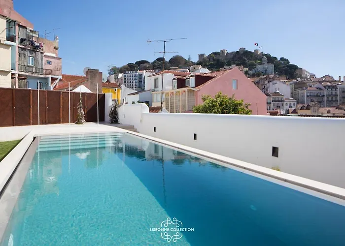 Designer Apartment With Pool By Lovelystay