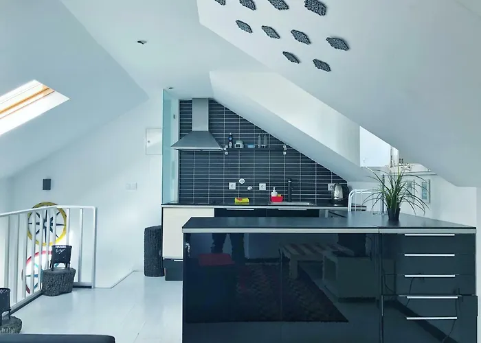 Duplex Apartment In Bairro Alto