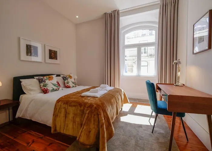 Fanqueiros 196 - Center City Apt