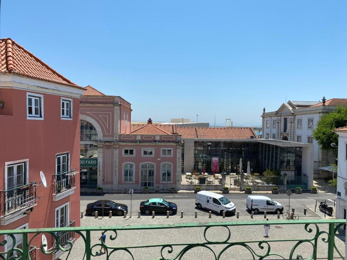 Alfama With Balcony Apartment Lisbon