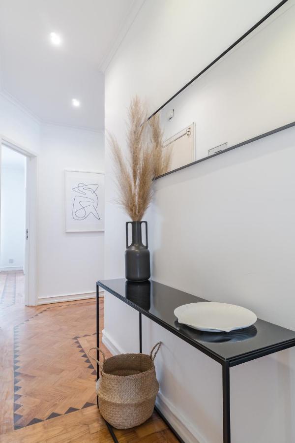Casa Boma - Sophisticated With Large Private Terrace - Campolide I Apartment