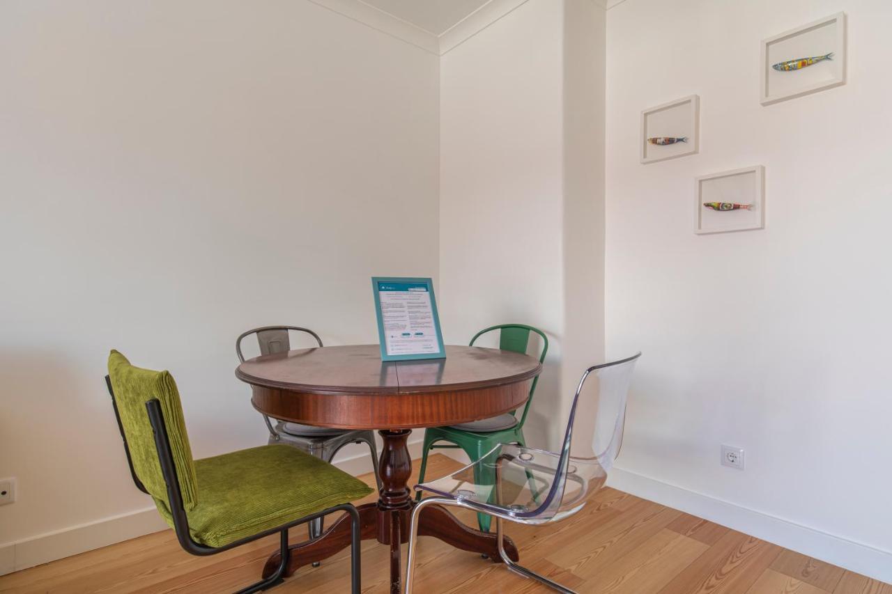 Apartment Lovelystay - Sunny 1bdr W/terrace Lisbon