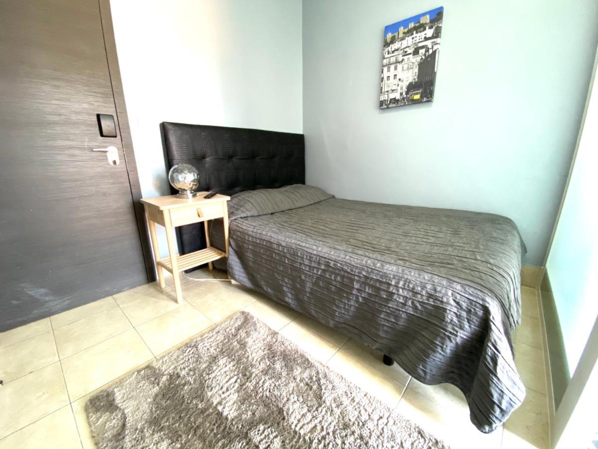V Dinastia Guest house 2*