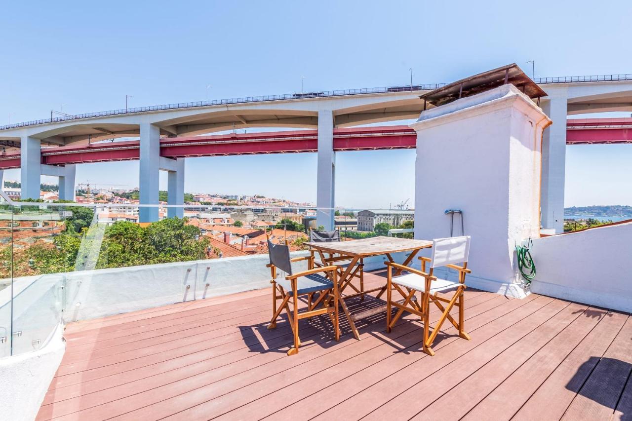 Guestready - Family W Rooftop In Alcantara Apartment