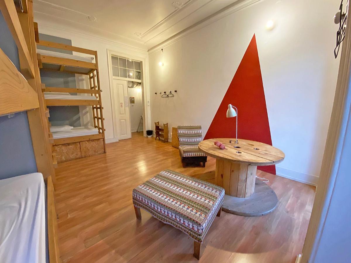 Lookout Hostel Lisbon