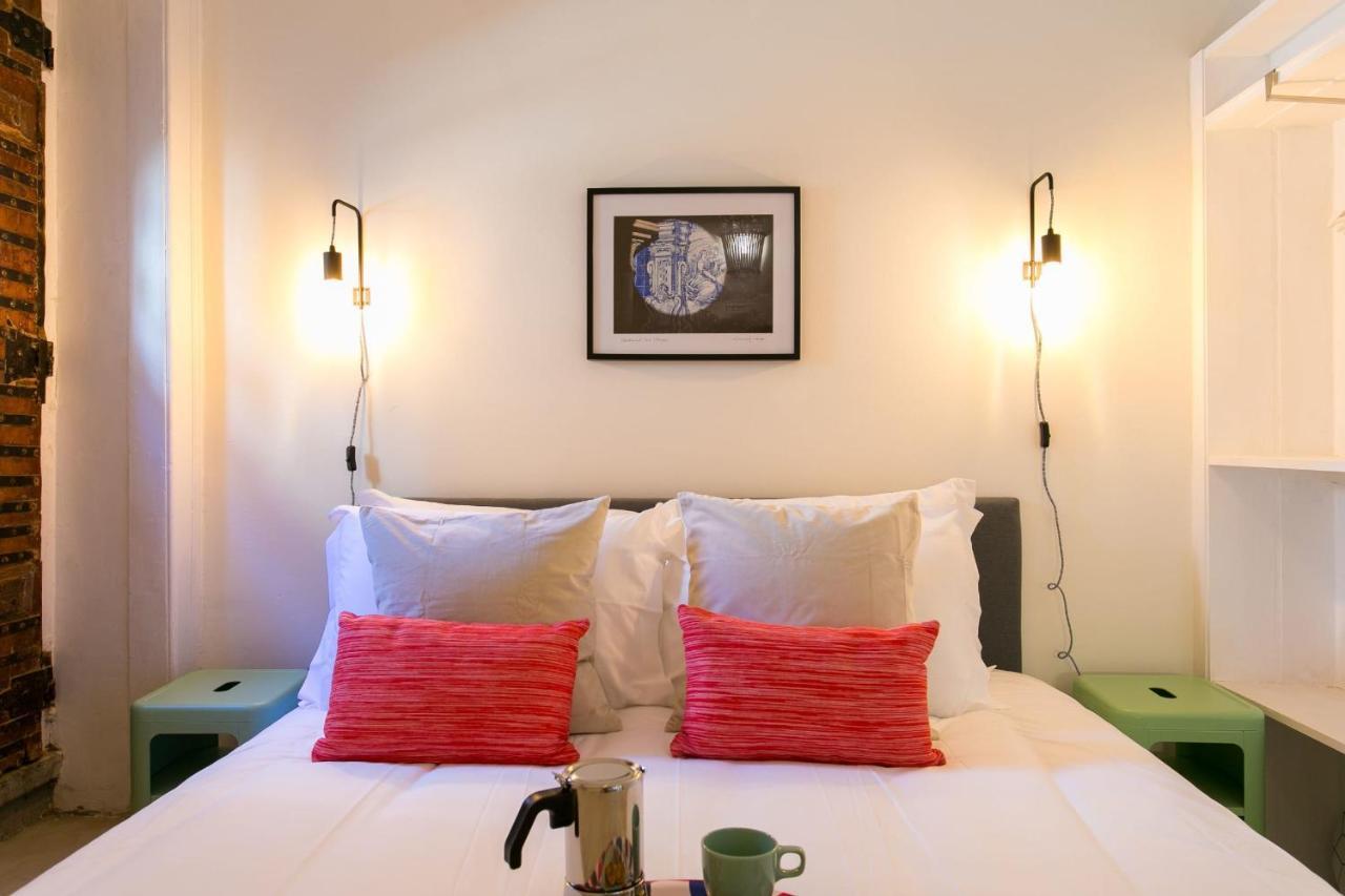 Sunlit Photographers 1bedroom In Alcantara Lisbon