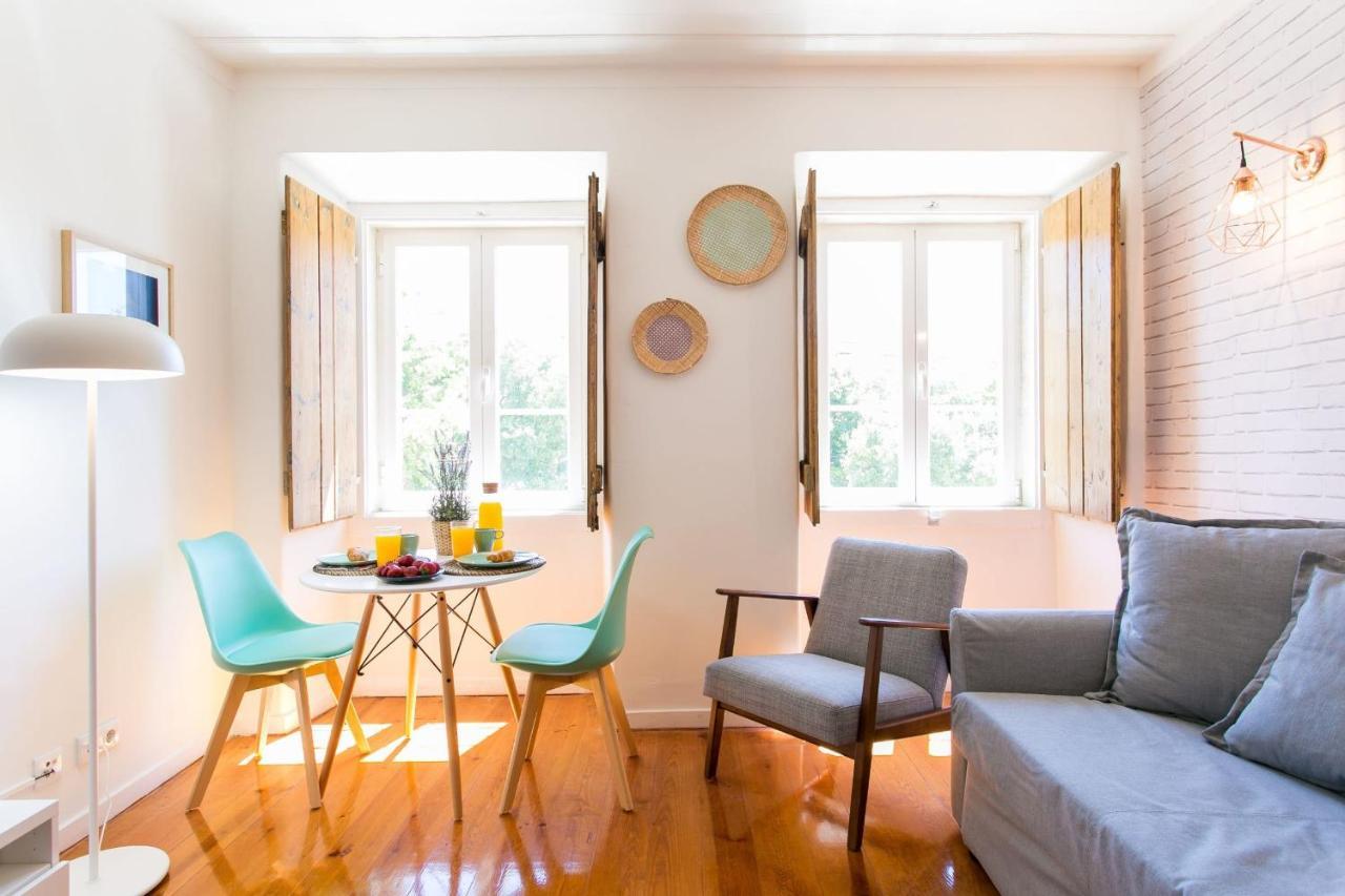 Sunlit Photographers 1bedroom In Alcantara Lisbon