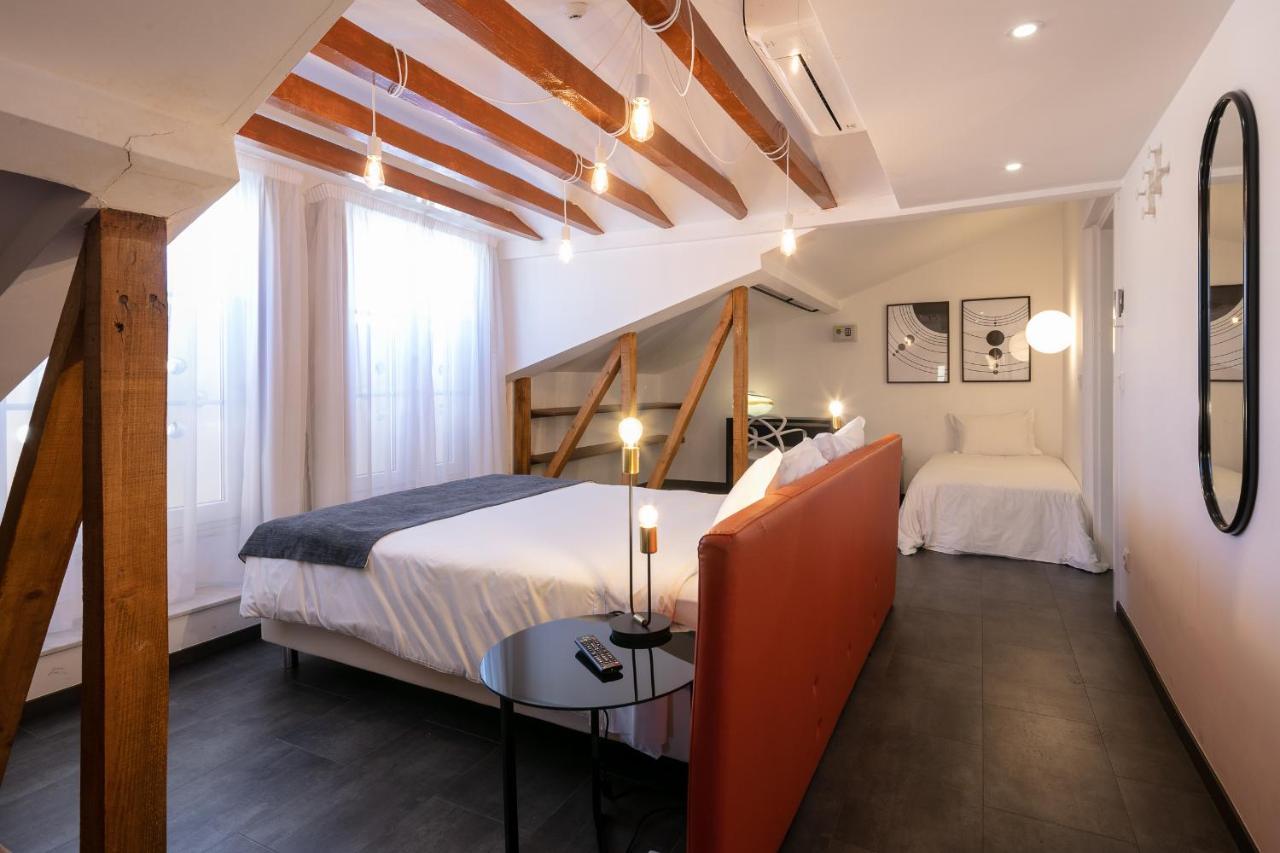 Planet House By Trius 2*
