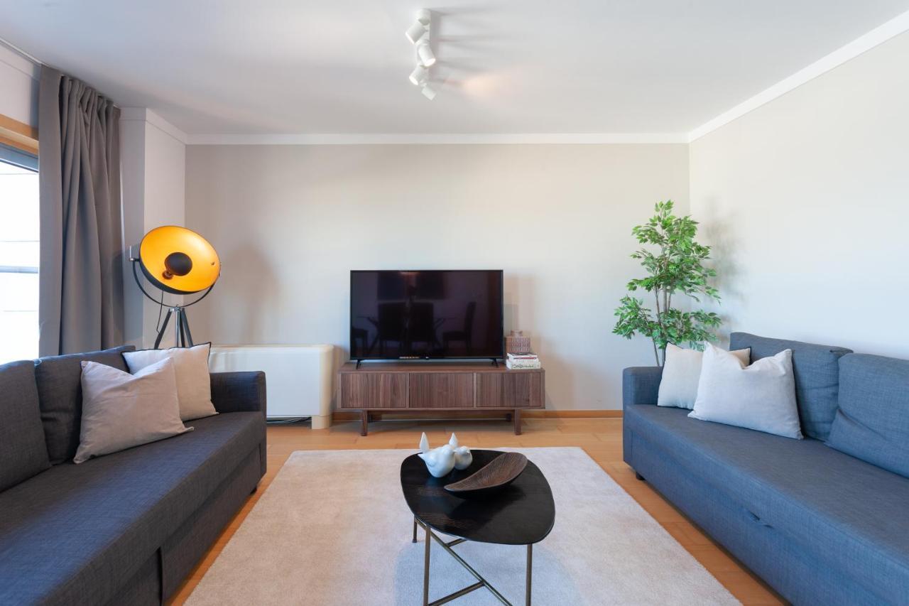 Your Parque Das Nacoes Apartment