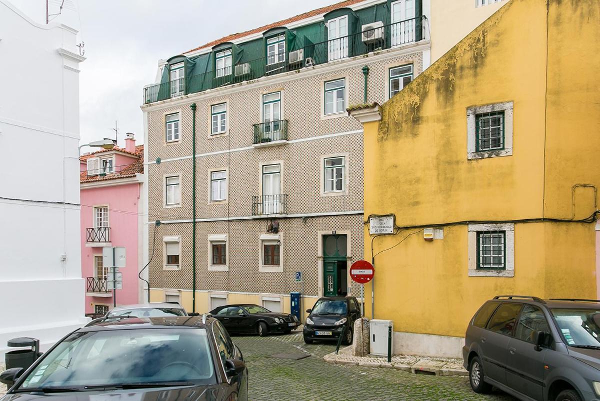 Apartment Lovelystay - Cozy 3bdr In Estrela Lisbon
