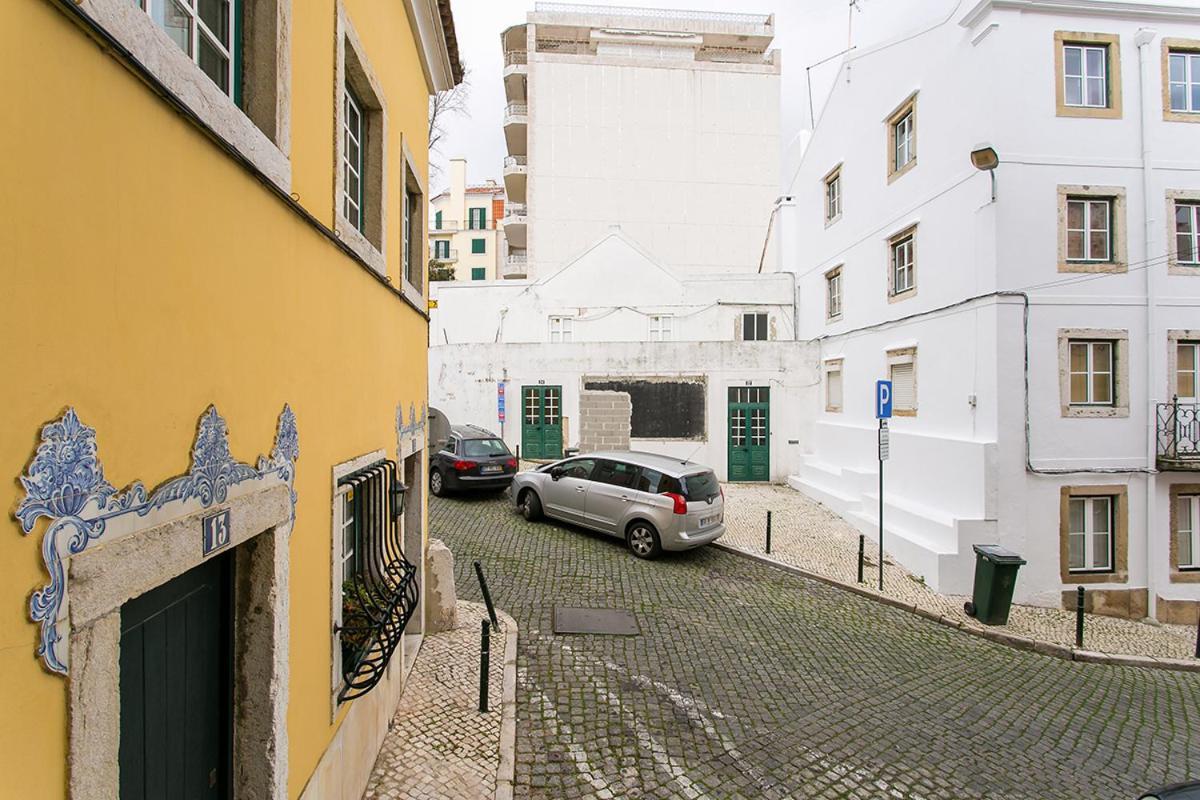 Apartment Lovelystay - Cozy 3bdr In Estrela