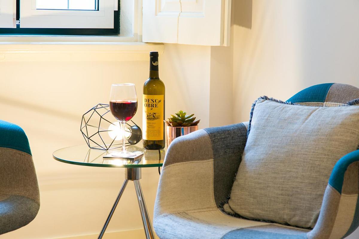 Lovelystay - Cozy 3bdr In Estrela Lisbon