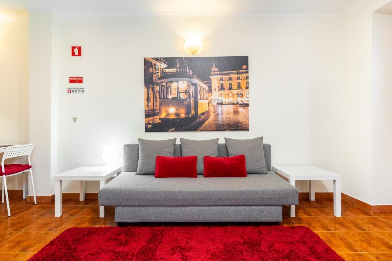 Lisboa, Lisbon, Charming Patio House, , Wifi, Air Conditioning, Near Metro, By Ig Apartamento Lisboa