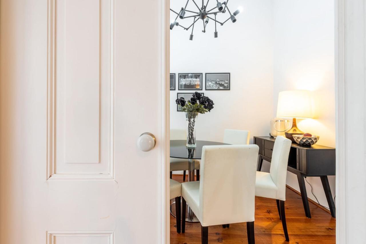 Guestready - Mod-luxe 2br Apt Near Cais Colunas Apartment