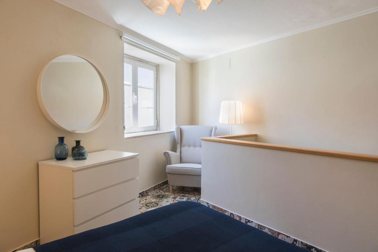 Apartment Terrace & River View In Alfama