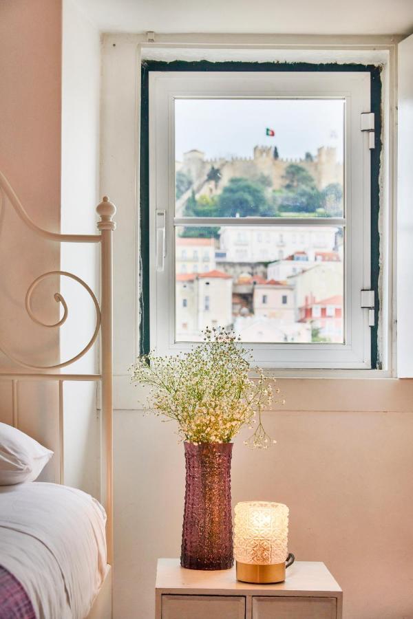 Castle View At Heart By Timecooler Lisbon