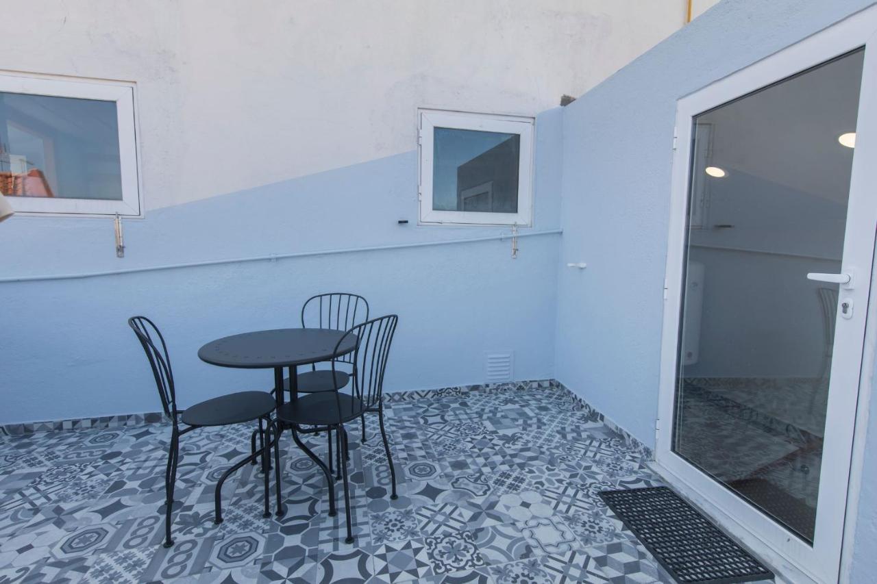 Terrace & River View In Alfama *