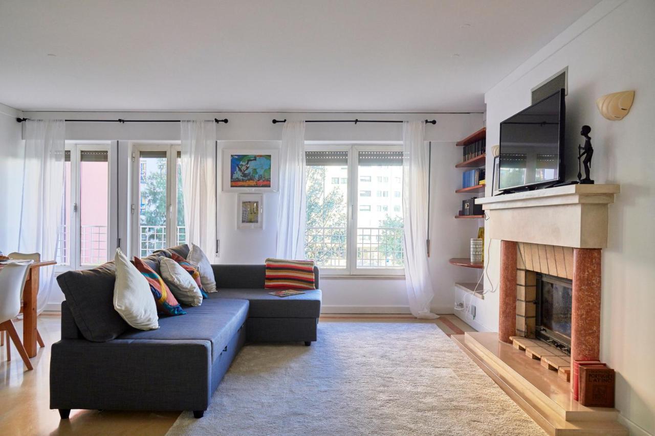 Modern With Swiming Pool & Garage - Apartment Lisbon