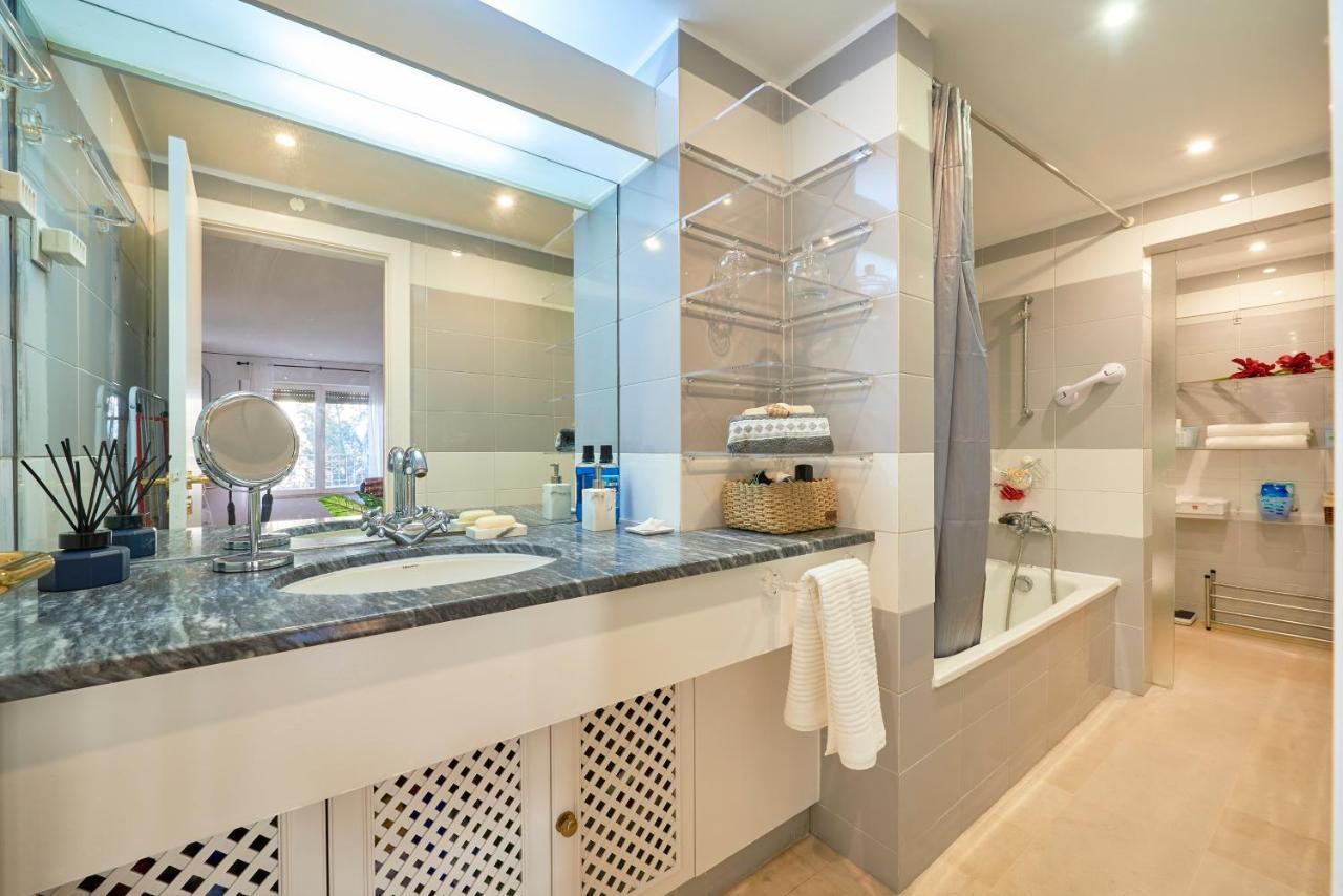 Apartment Modern With Swiming Pool & Garage - Lisbon