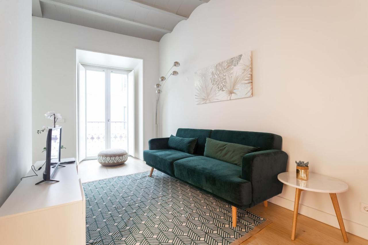 Apartment Flh Bairro Alto Lovely Flat Lisbon