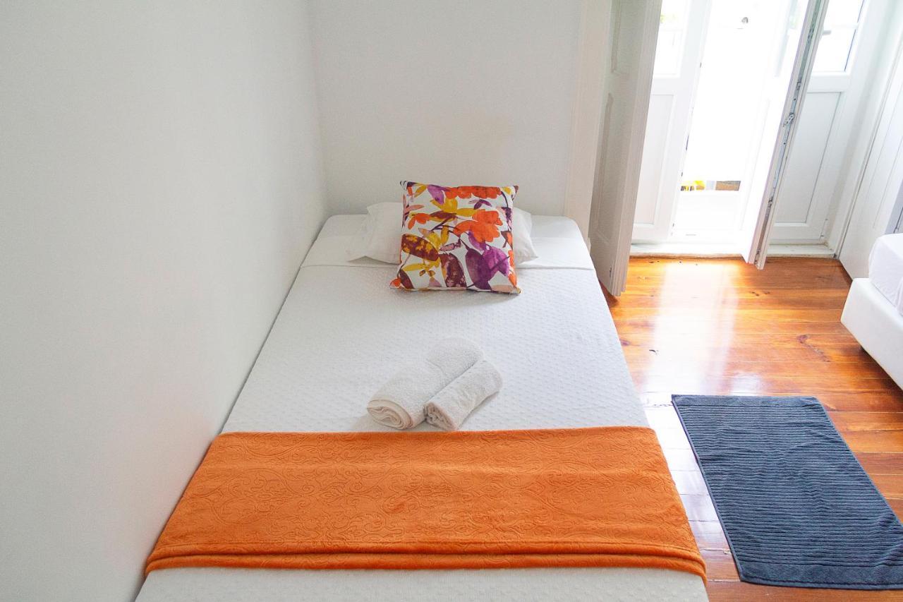 Amoreiras Guest house 2*