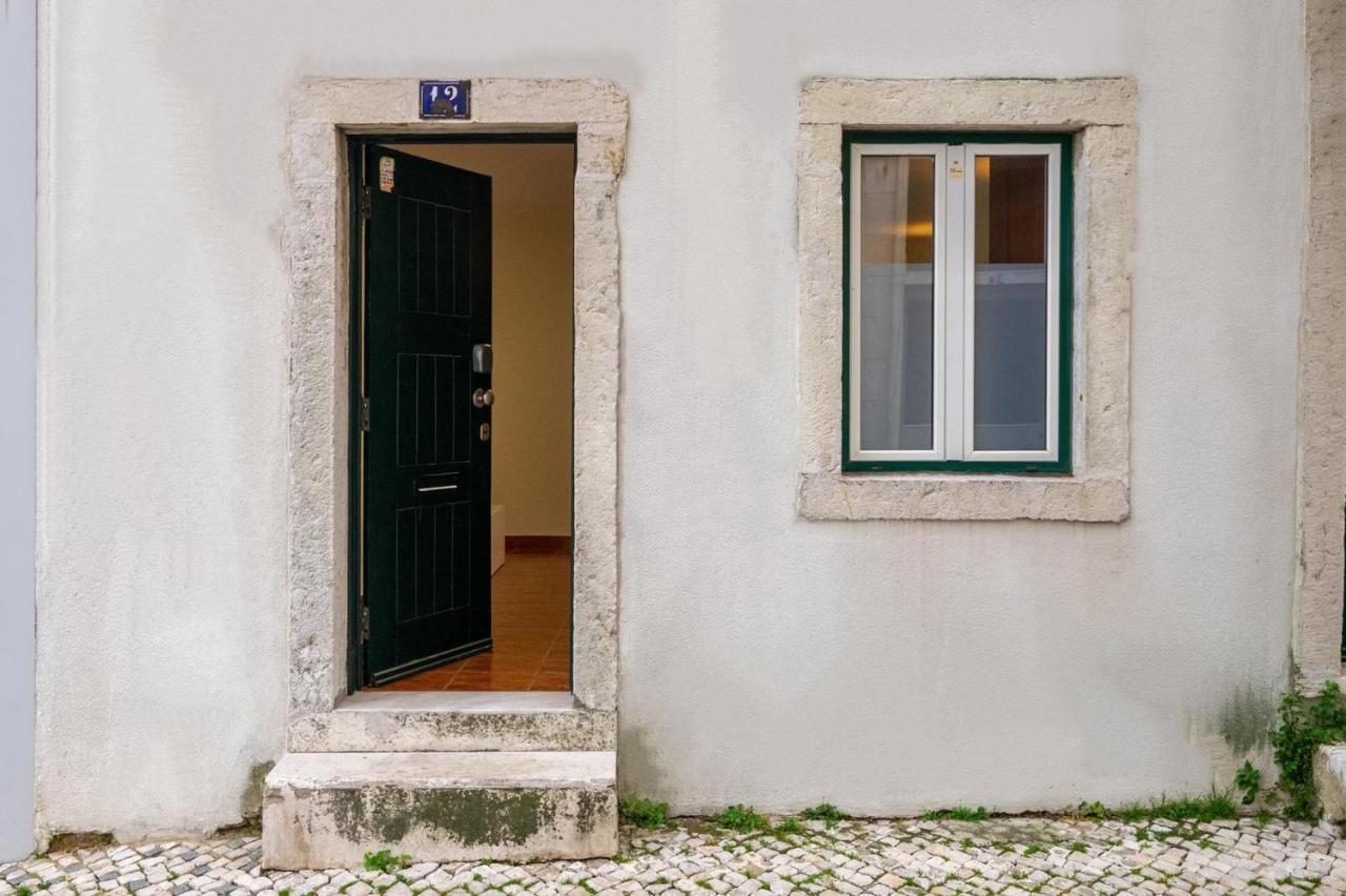 Lisboa, Lisbon, Charming Patio House, , Wifi, Air Conditioning, Near Metro, By Ig *