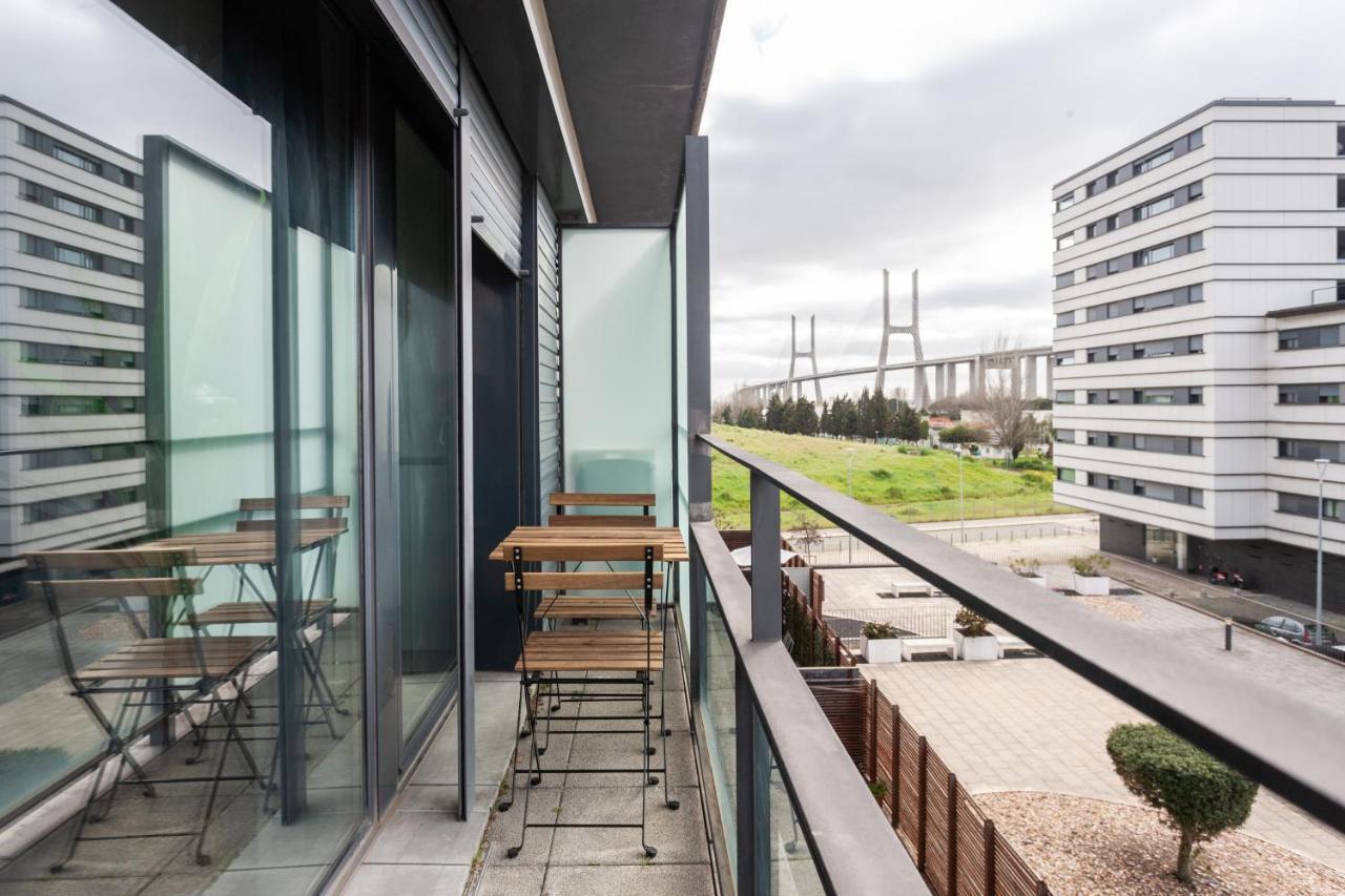 Apartment Flh Expo Modern Flat With Balcony