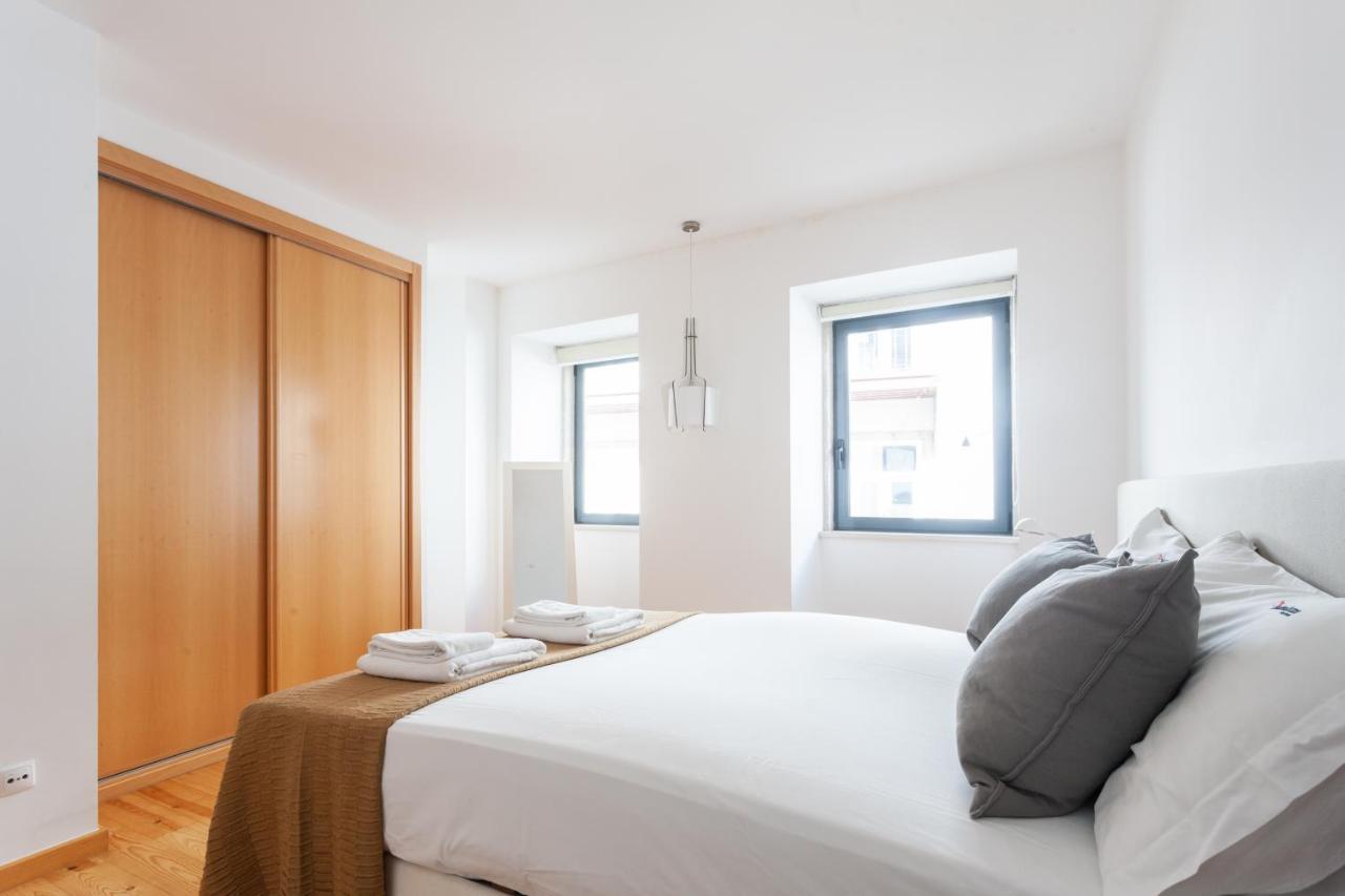 Flh Liberdade Contemporary Flat