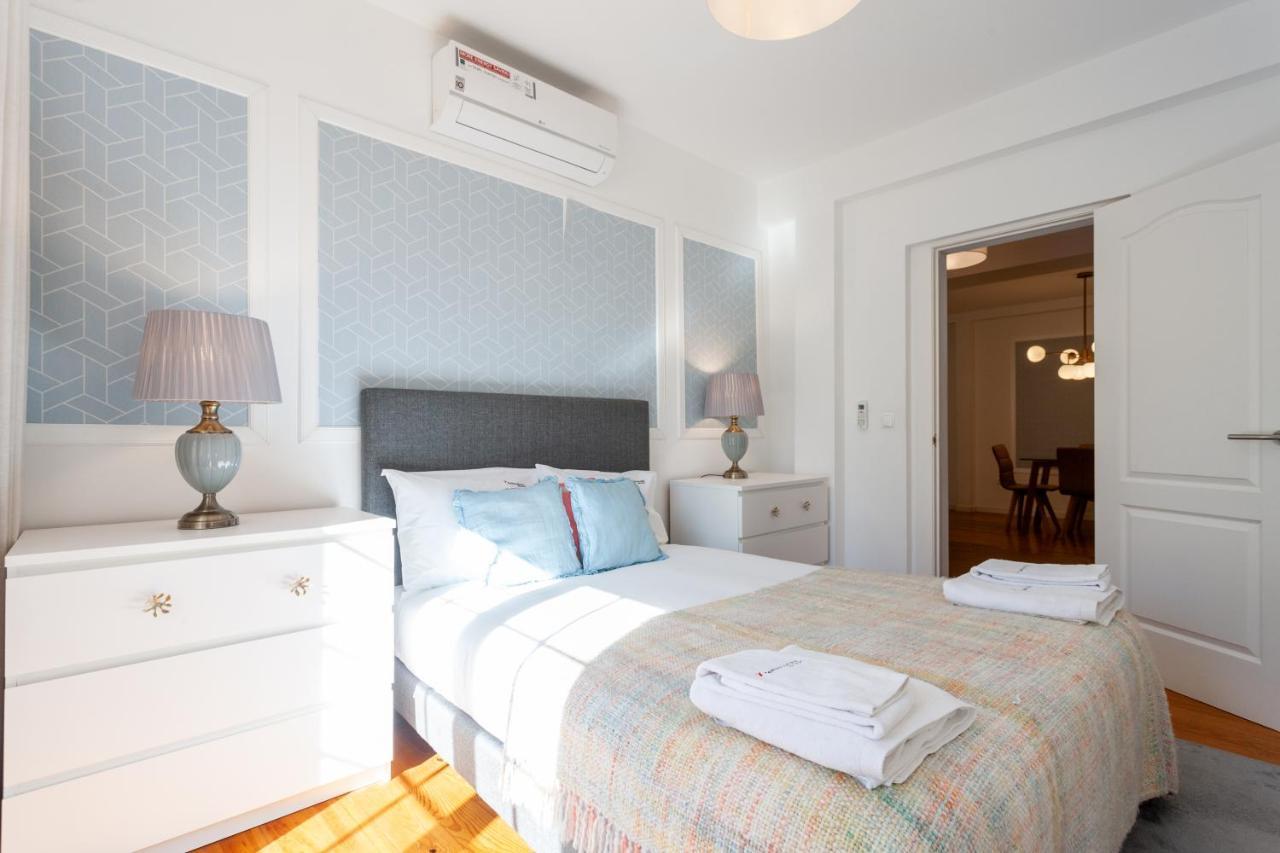 Flh Sao Bento With Balcony Lisbon