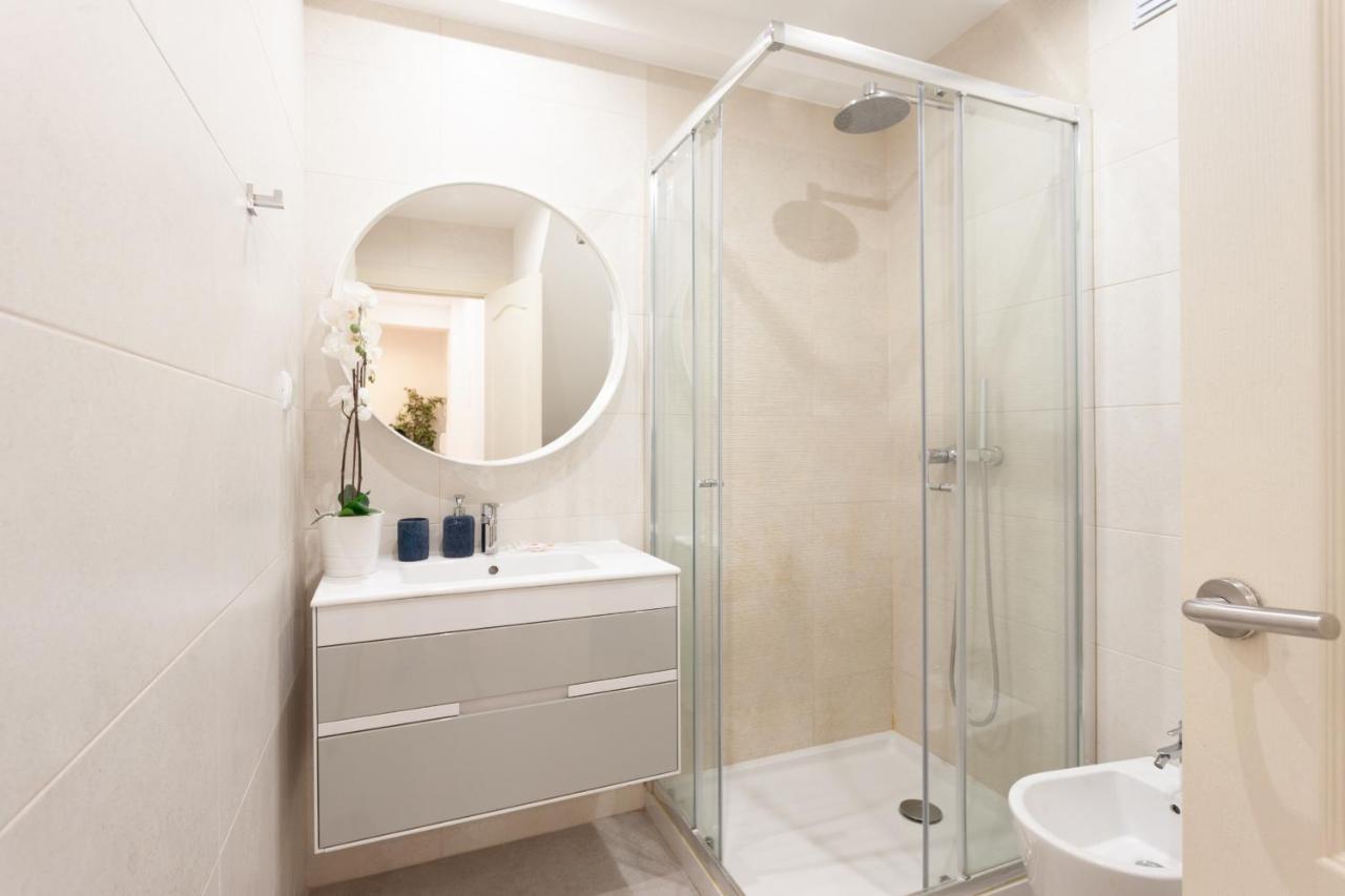 Flh Sao Bento With Balcony Apartment Lisbon