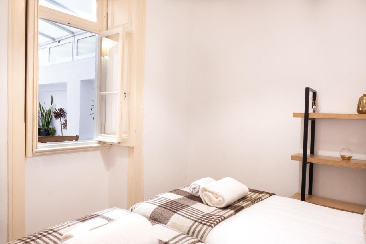 With Terrace By Lovelystay Apartment *