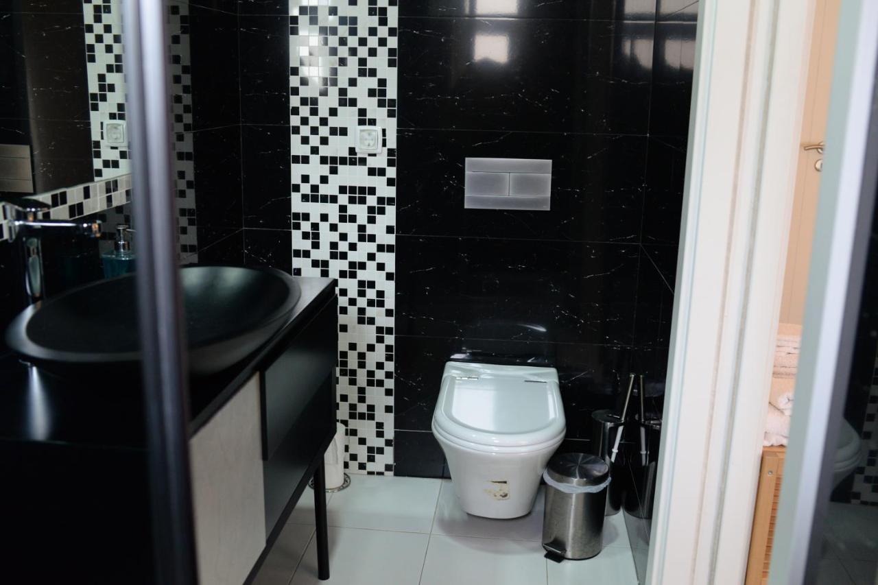 Apartment Near Marques Pombal Square Lisbon