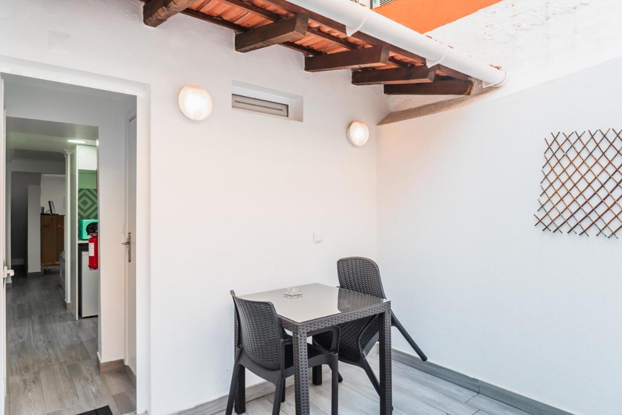 Close To Belem, With A Terrace Apartment *