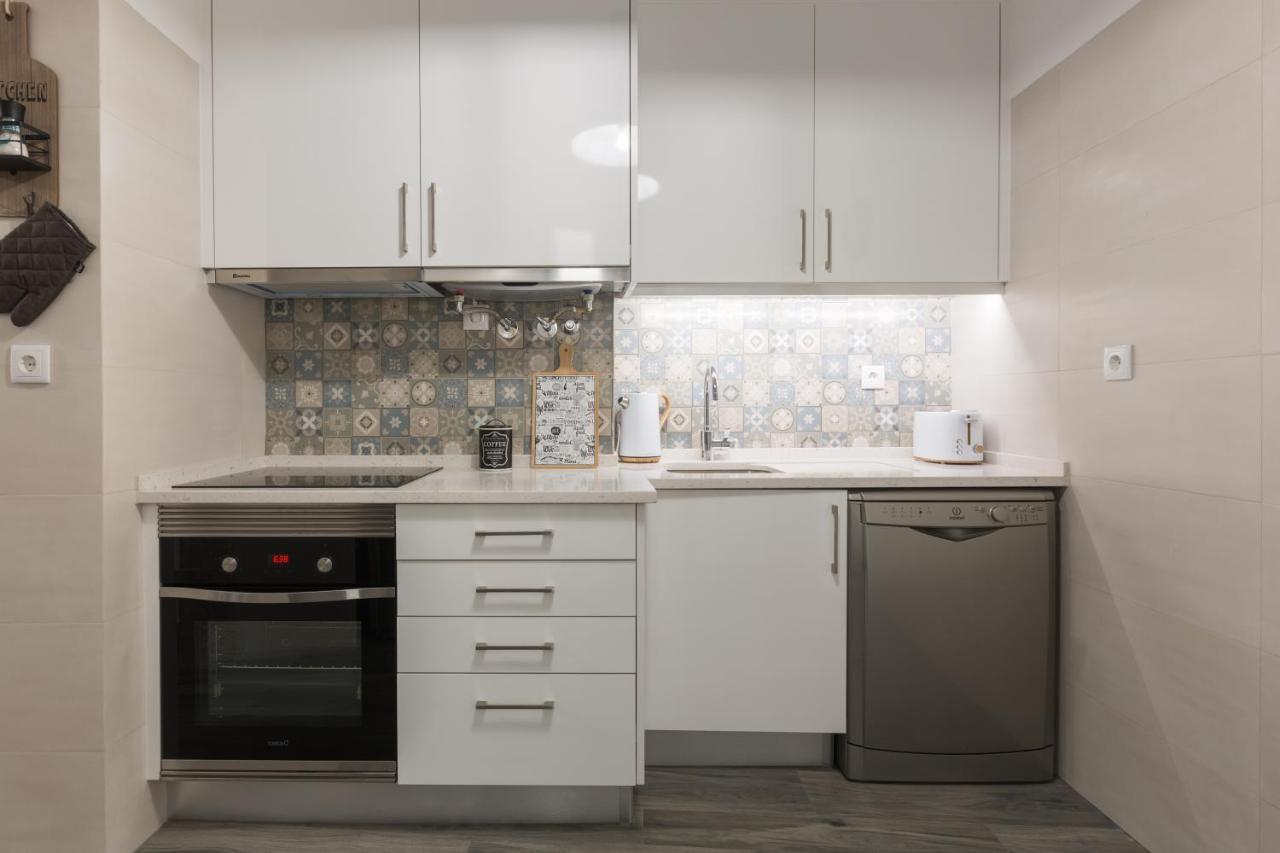 Magnificent Flat With Spectacular Views In Graca Apartment *