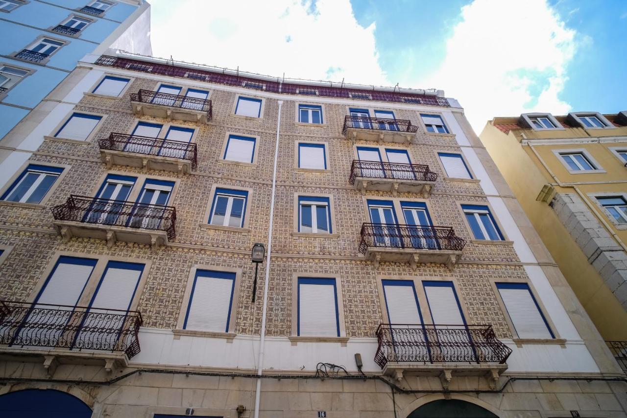 Apartment Good Karma - Bright And Sophisticated With Balcony *