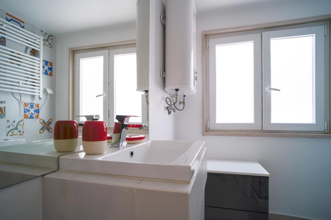 Apartment Good Karma - Bright And Sophisticated With Balcony *