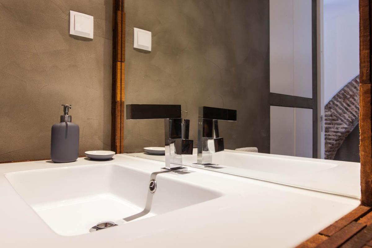 Old Stables Chiado - 1 Bedroom In The Red Heart Of *