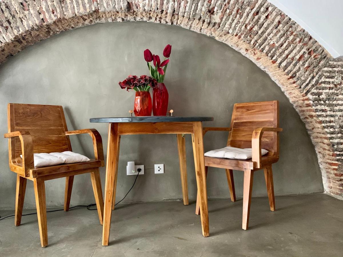Apartment Old Stables Chiado - 1 Bedroom In The Red Heart Of *