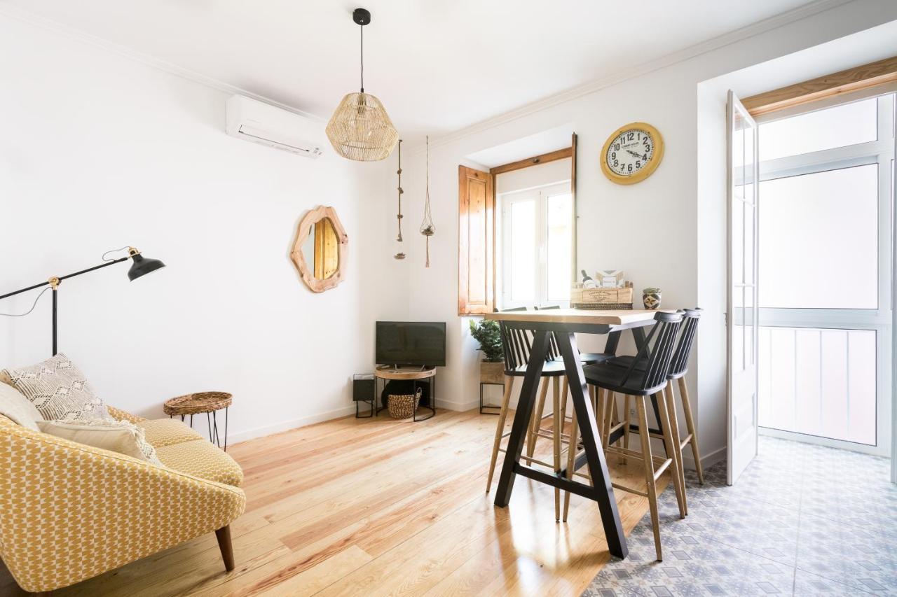 Feel In Stunning Renovated Nest In Graca Apartment *