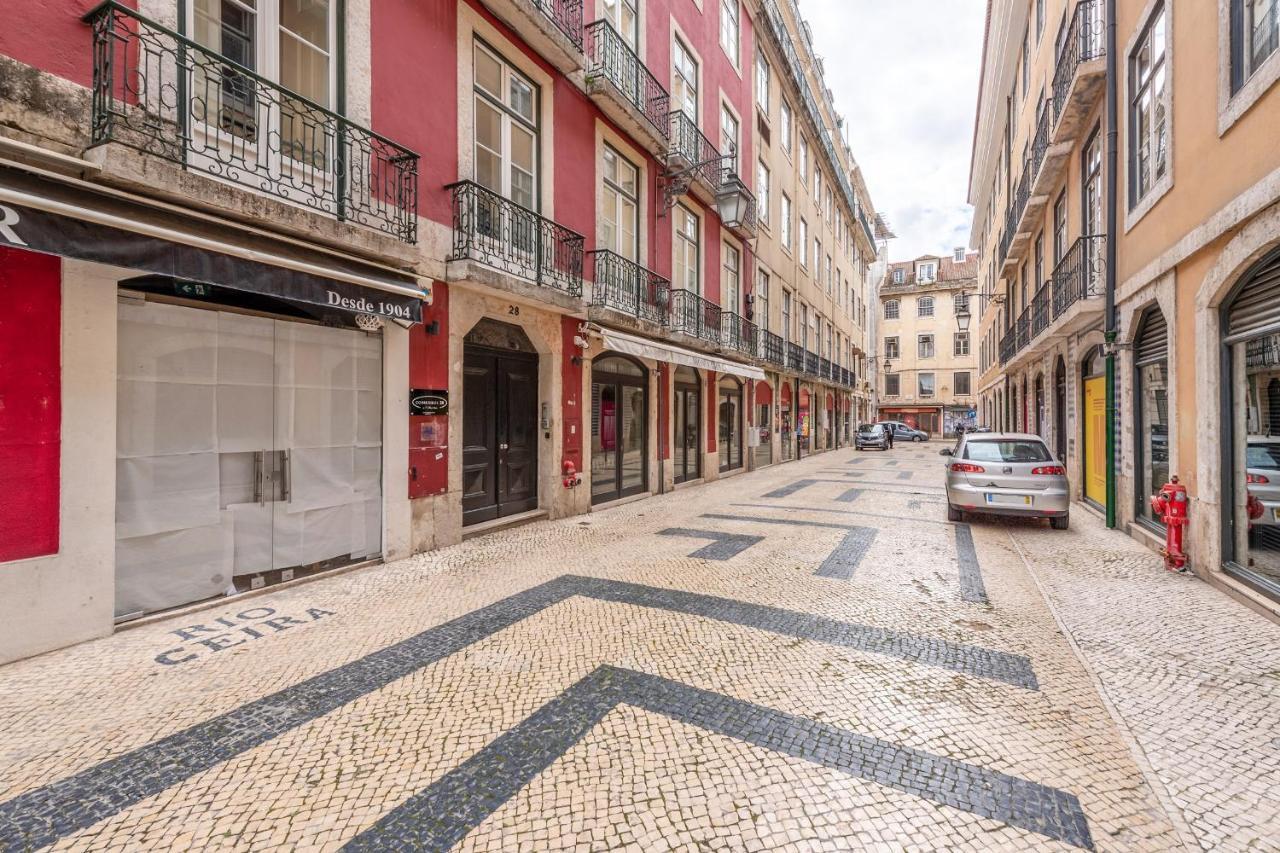 Guestready - Mod-luxe 2br Apt Near Cais Colunas