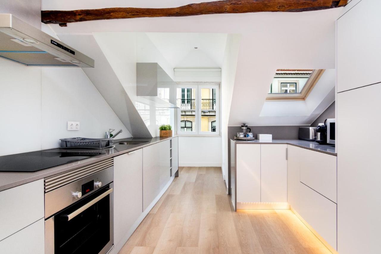 Whome | Madalena Downtown Luxury Duplex Apartment Lisbon