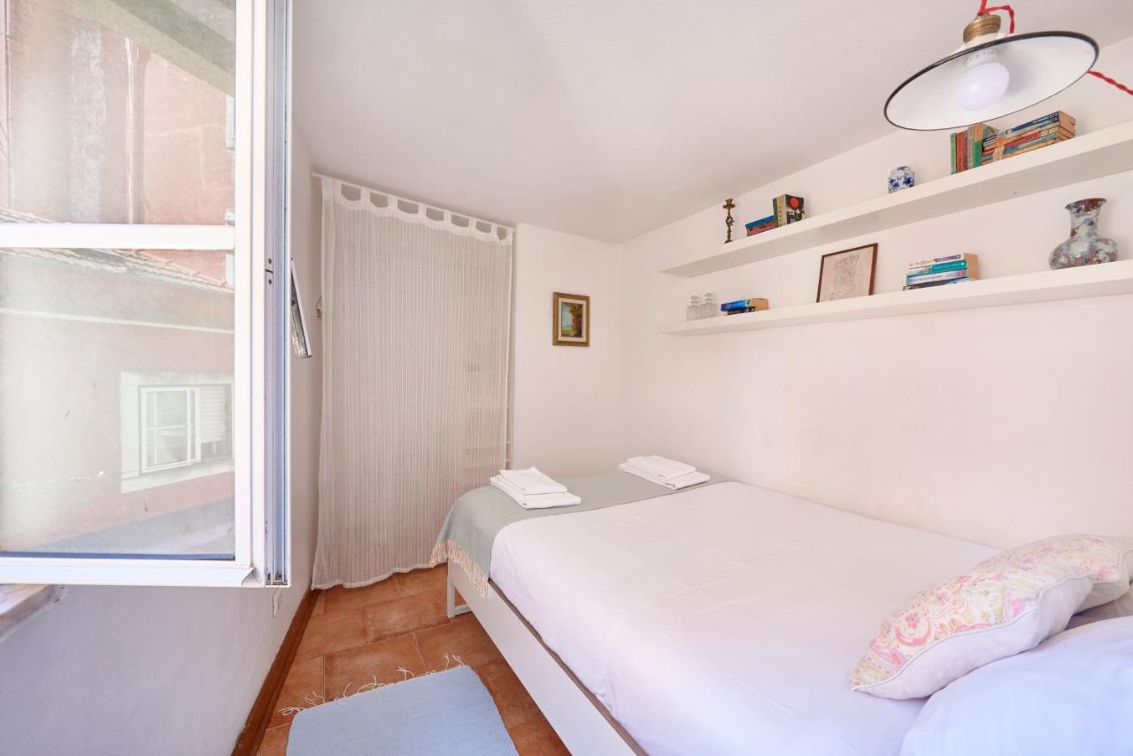 Light Filled Near Chiado, By Timecooler Apartment