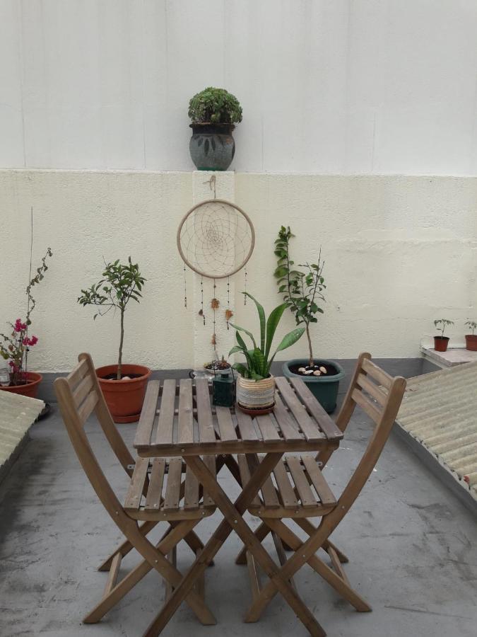 99 Flowers Flat Guest house