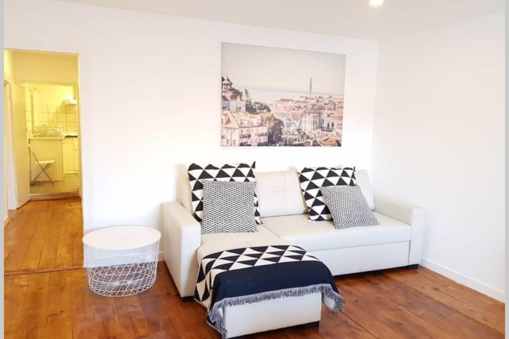 Apartment Inloveapartments - Typical Alfama Balcony *