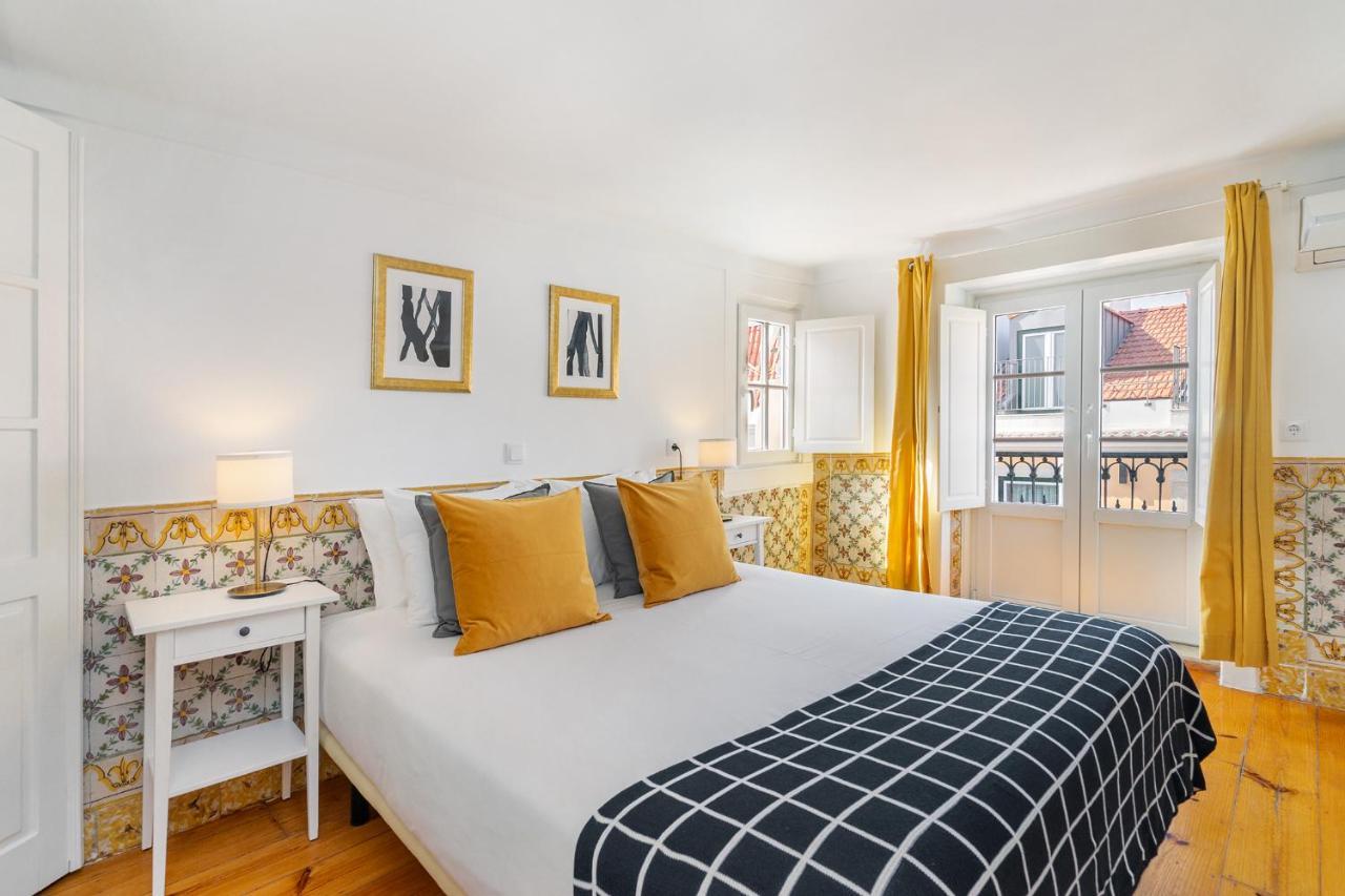 Apartment Whome Charming And Historical In Santa Justa Lisbon