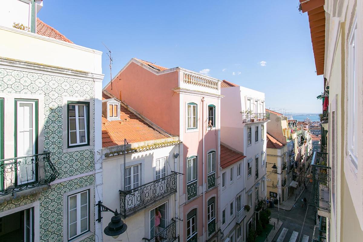 Amalia Near Rossio Square Guest house 3*