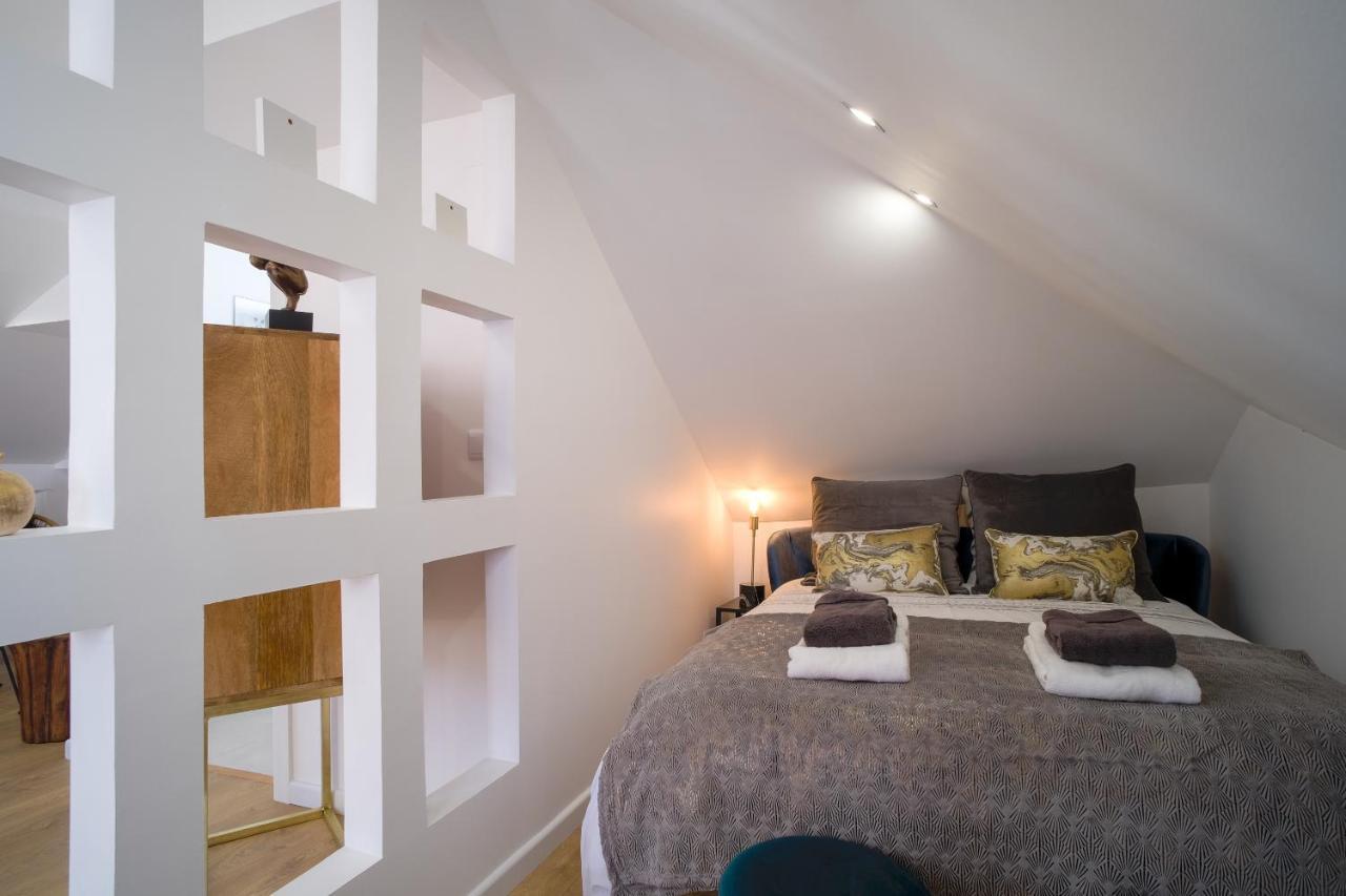 Apartment Good Karma - Bright And Sophisticated With Balcony