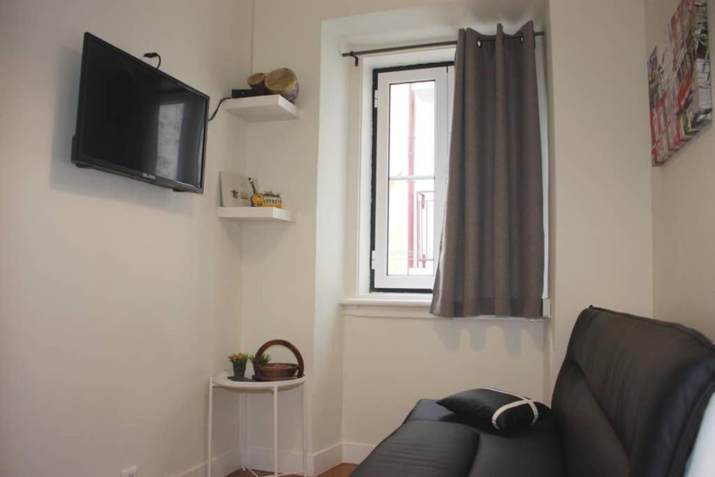 Apartment Sweet Alfama, *